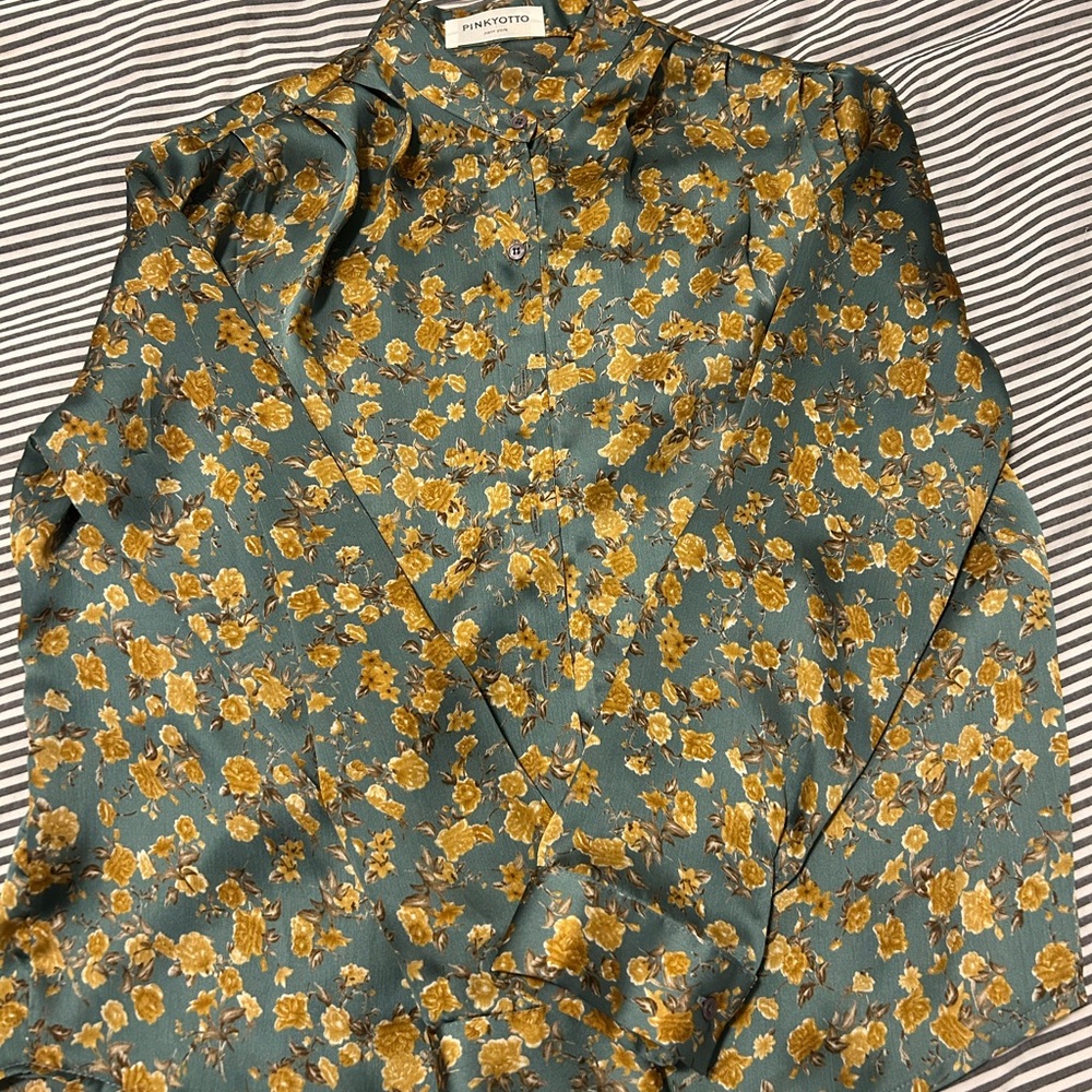 Pinkyotto Floral Top